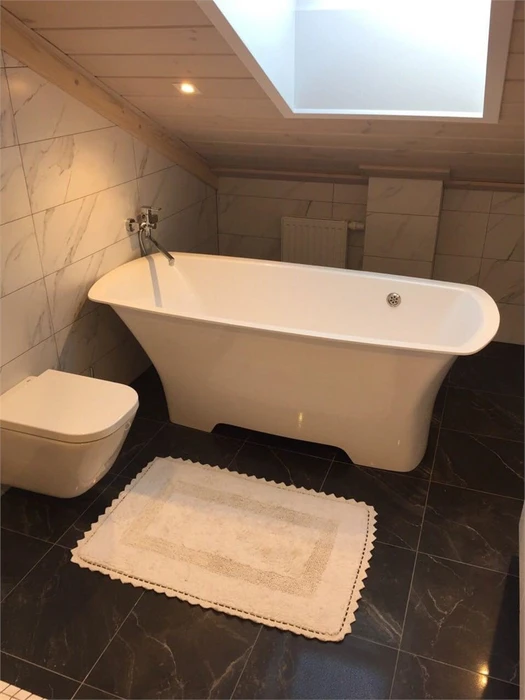 CHARUS Trevi White Gloss Ванна 170 х 75,FNC-TREVI-170-75,  отдельностоящая, самонесущий корпус, слив не по центру, искусственный камень Dolomite, глянцевый белый, с ножками (опорами) в комплекте, ванна без переливного отверстия FNC-TREVI-170-75