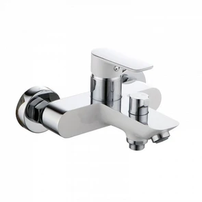 {{photo.Alt || photo.Description || 'Смеситель для ванны IDDIS Cloud (CLOSB02i02WA)'}}