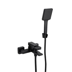 {{photo.Alt || photo.Description || 'Смеситель для ванны BELZ B613-7 с аксессуарами, короткий излив (B60613-7)'}}