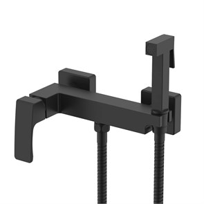 {{photo.Alt || photo.Description || 'Смеситель Raglo настенный с гигиеническим душем (R01.51.06)'}}