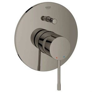 {{photo.Alt || photo.Description || 'Смеситель РРЦ Essence однорычажный для ванны, внешняя монтажная часть, темный графит глянец (24058A01)'}}