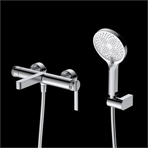 {{photo.Alt || photo.Description || 'Смеситель для ванны с душем DQ Bonn короткий излив хром (DA1703201)'}}