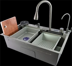 {{photo.Alt || photo.Description || 'Многофункциональная мойка для кухни Fmark (FSC002T)'}}