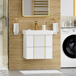 {{photo.Alt || photo.Description || 'Комплект Brevita Vega 60 подвесной белый'}}