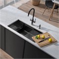 Кухонная мойка Lemark TABAGA 820 прямоугольная из нержавеющей стали с аксессуарами в комплекте: ролл-мат, коландер, разделочная доска цвет: графит (9936135) 9936135
