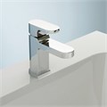 Смеситель для умывальника с донным клапаном CR 011.00 X070053