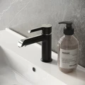 Смеситель для раковины Grossman Alba 510.K35.06.100/210 хром с черным,1 место 510.K35.06.100/210