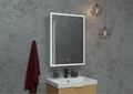 Зеркало-шкаф Allure LED 550х800 правый с розеткой МВК003