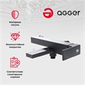 Agger Great A2810000 Однозахватный смеситель черного цвета для ванны/душа с поворотным изливом без душевого набора. Переключение на душ осуществляется поворотом излива. A2810044